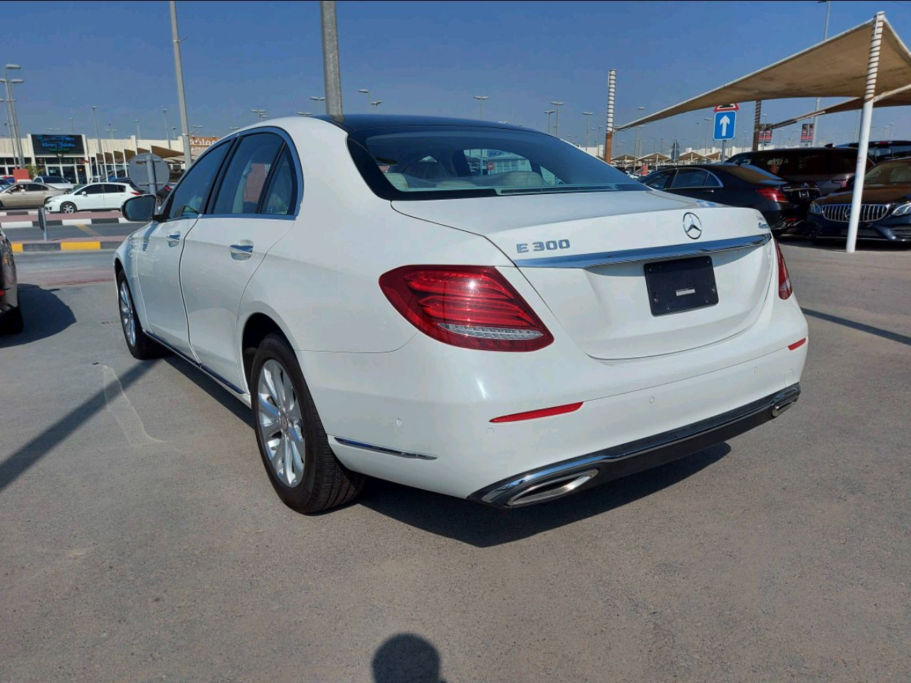 Mercedes Benz C-Class - Image 3
