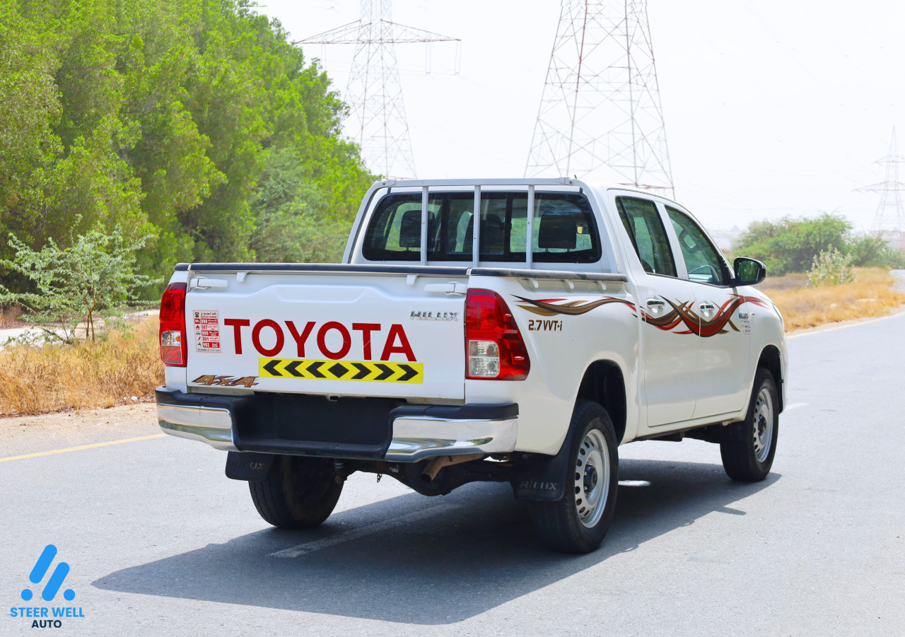 Toyota Hilux - Image 6