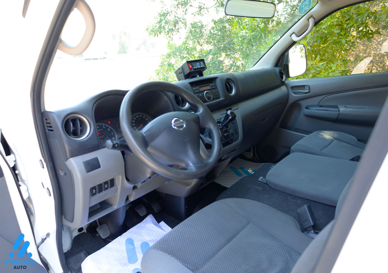 Nissan Urvan - Image 15