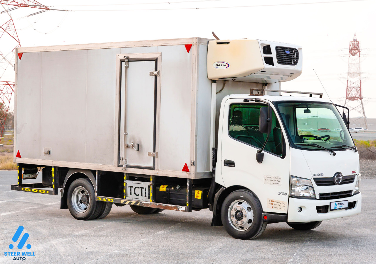 HINO 300 - Image 4