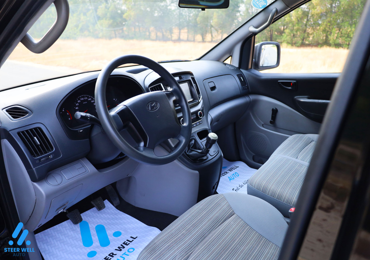 Hyundai Accent - Image 11