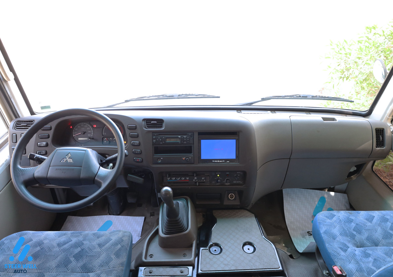 Mitsubishi Rosa - Image 11