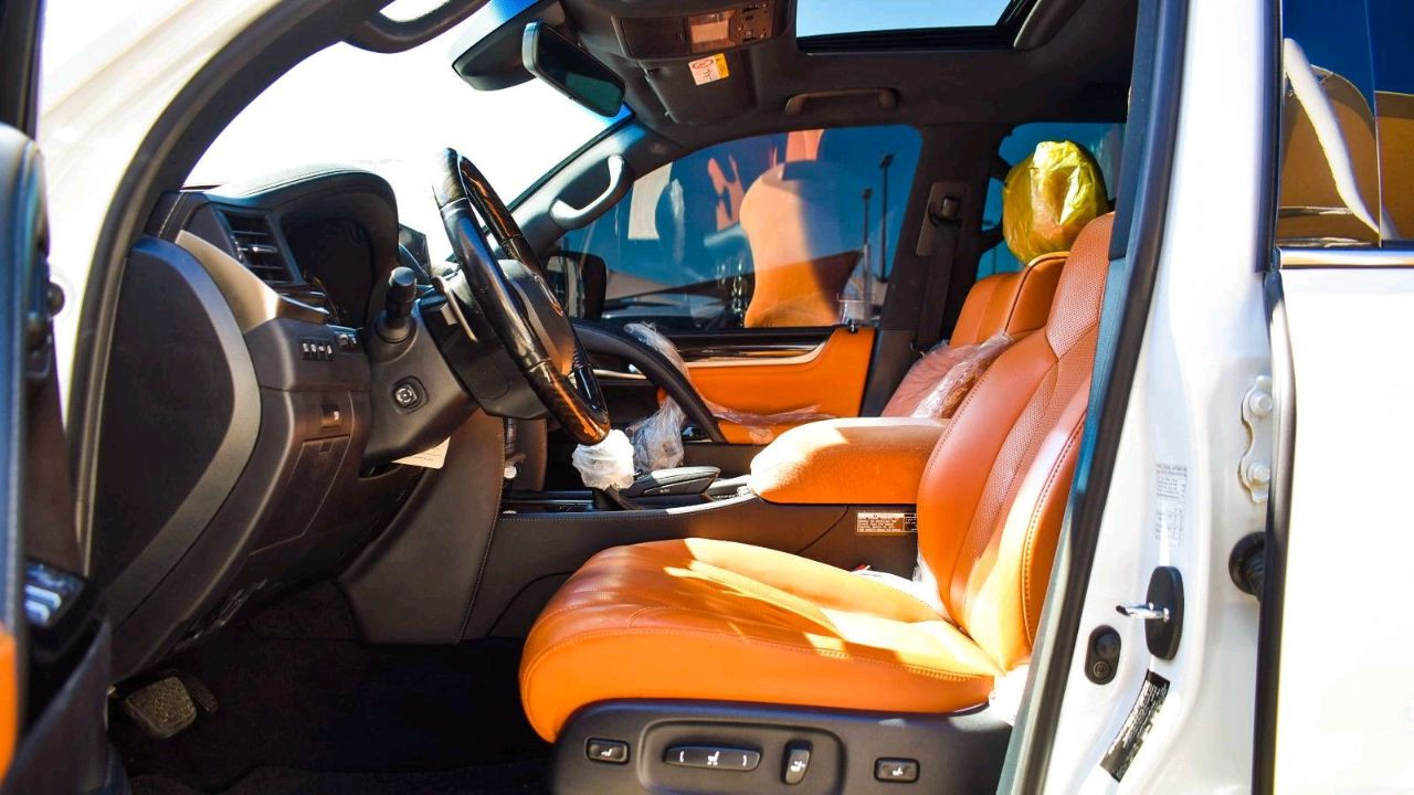 Lexus LX-Series - Image 5