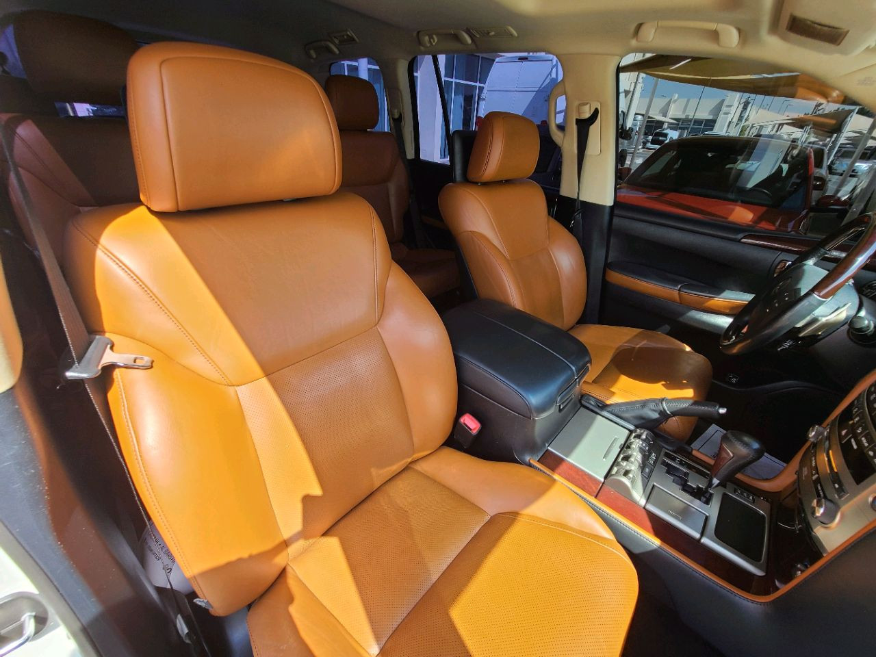 Lexus LX-Series - Image 11