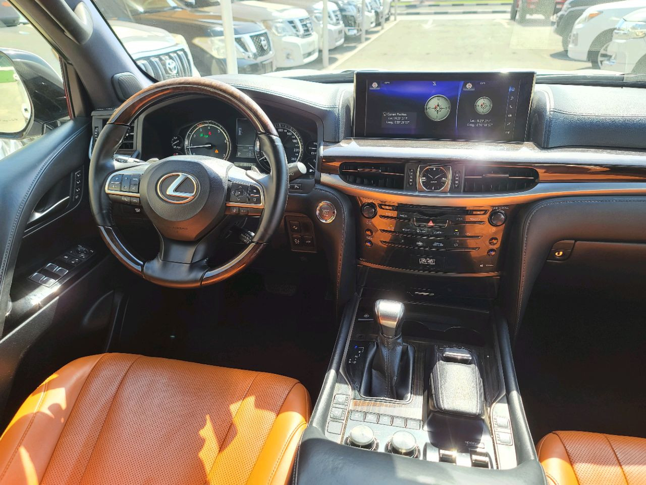 Lexus LX-Series - Image 3