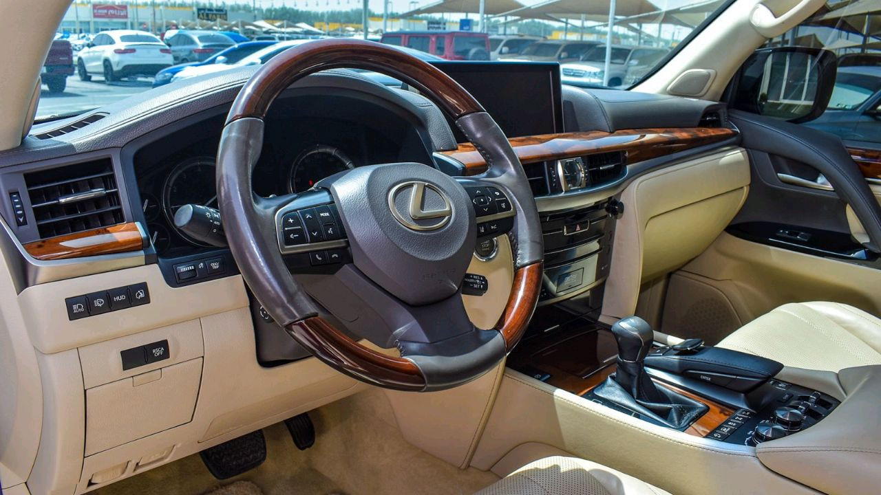 Lexus LX-Series - Image 7