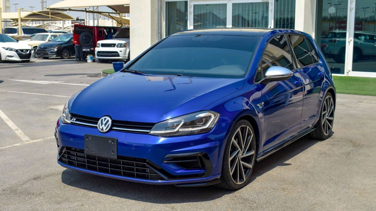 Volkswagen Golf R - Image 9