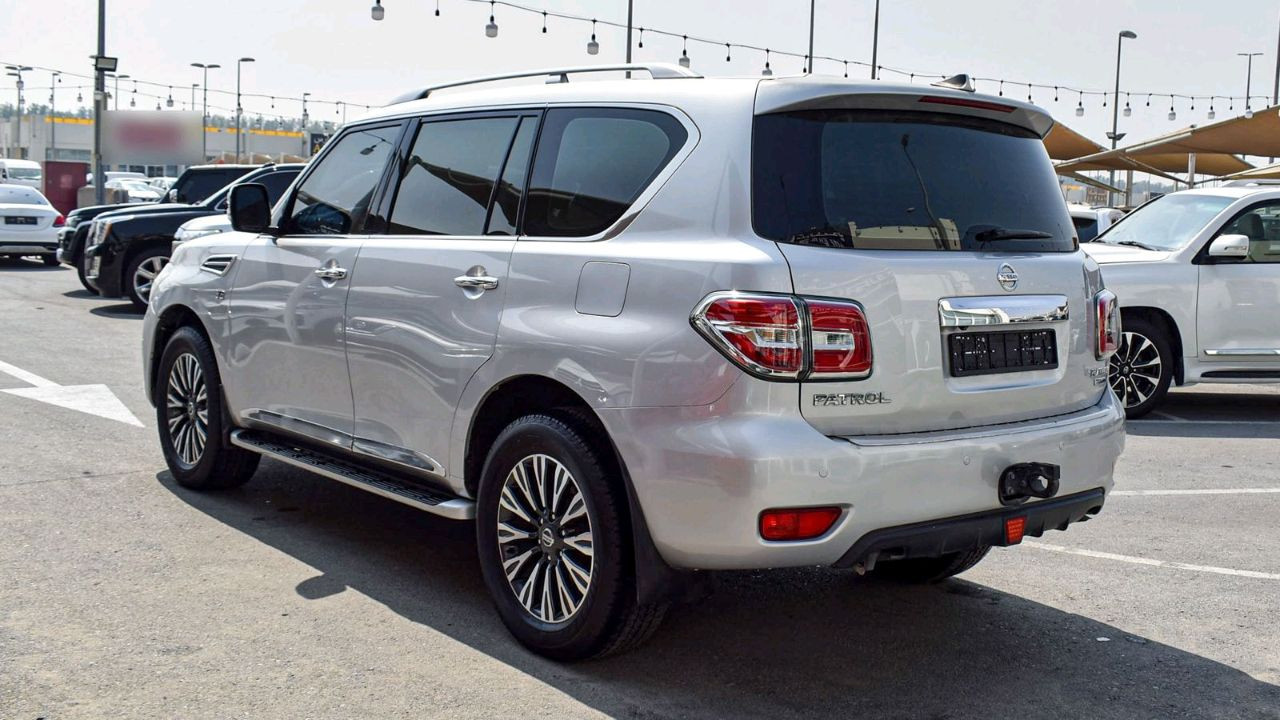 Nissan Patrol - Image 19