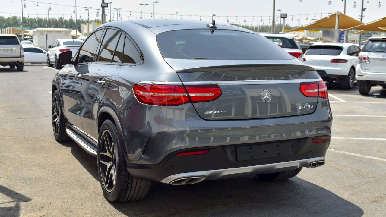 Mercedes Benz AMG - Image 12
