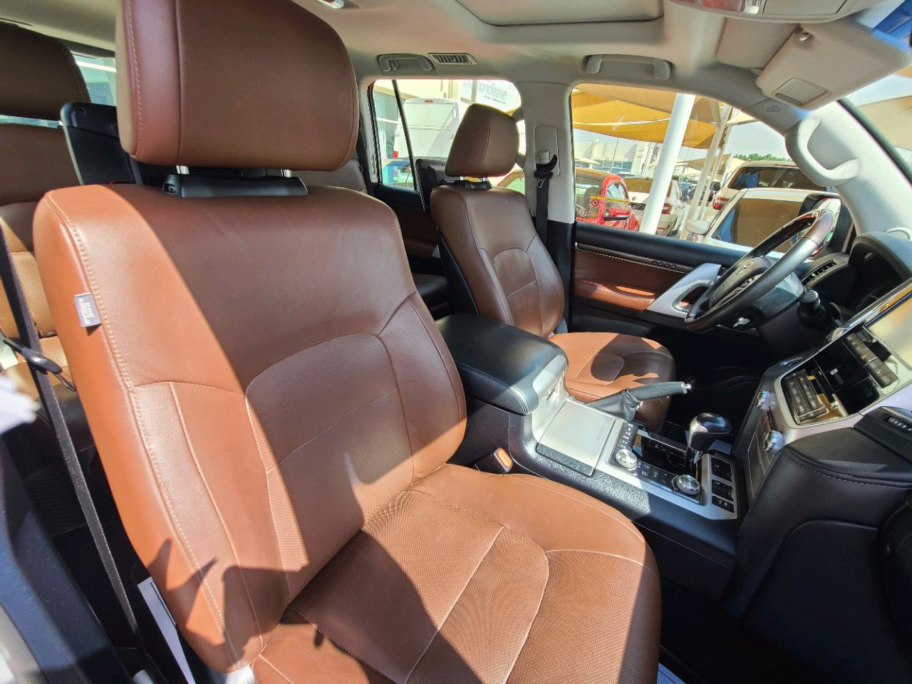 Toyota Land Cruiser - Image 4