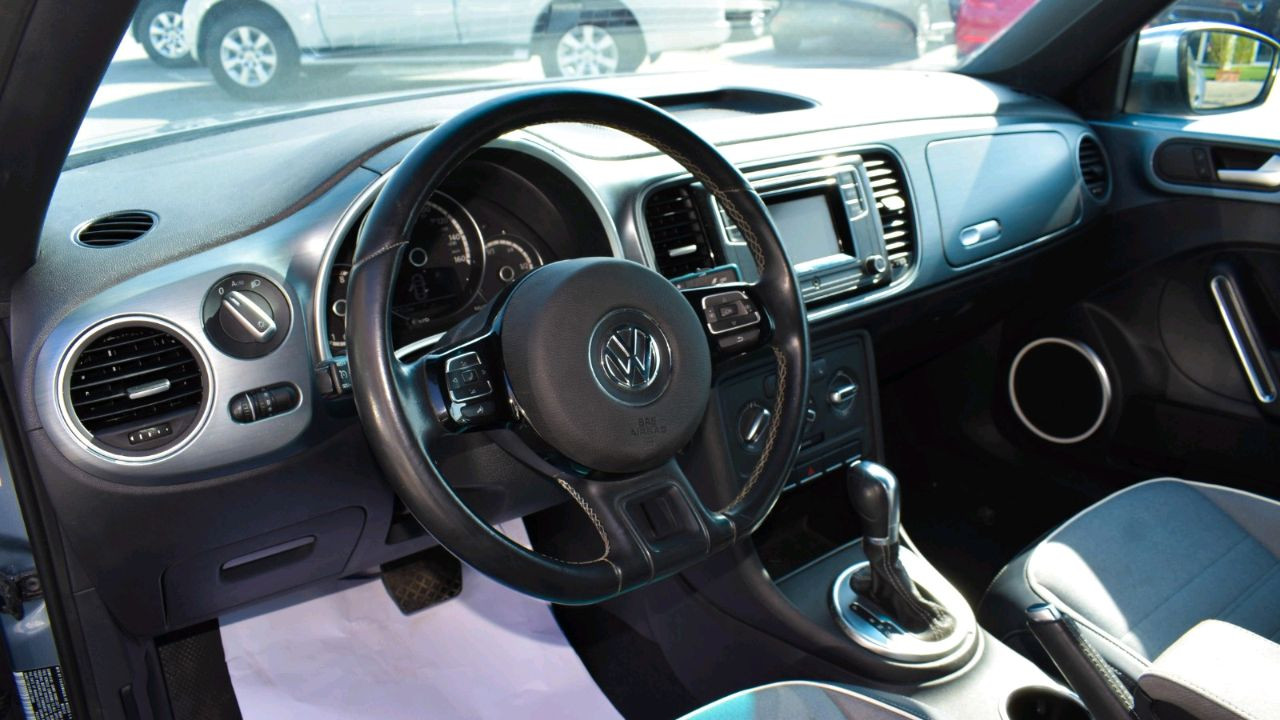Volkswagen Beetle - Image 10
