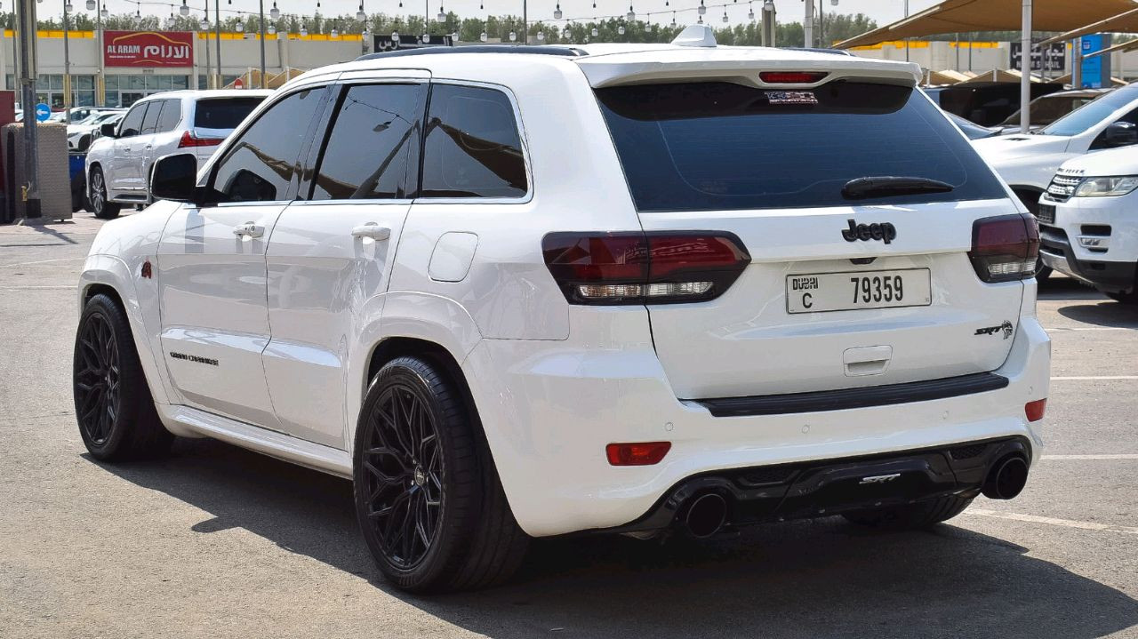 Jeep Cherokee - Image 6