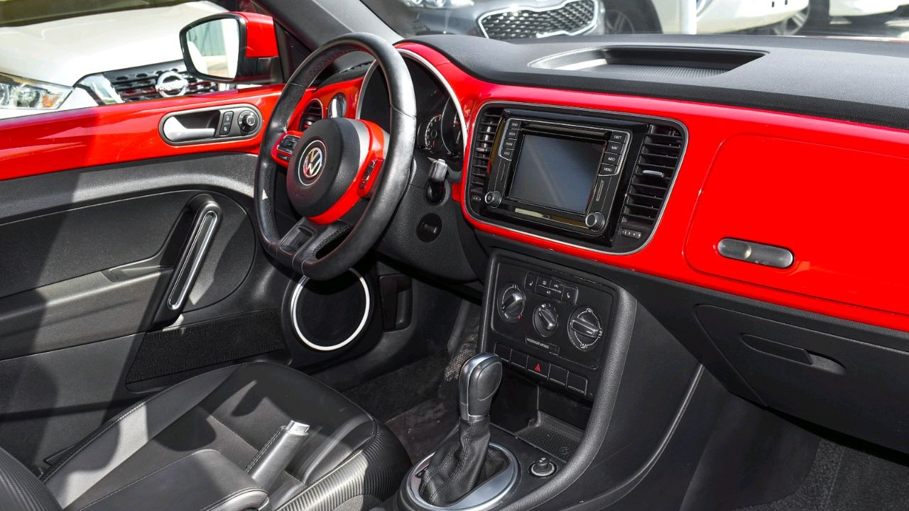 Volkswagen Beetle - Image 5