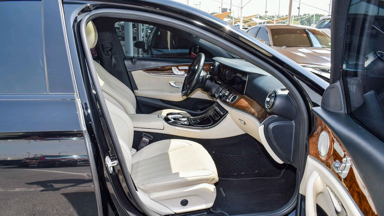 Mercedes Benz E-Class - Image 11
