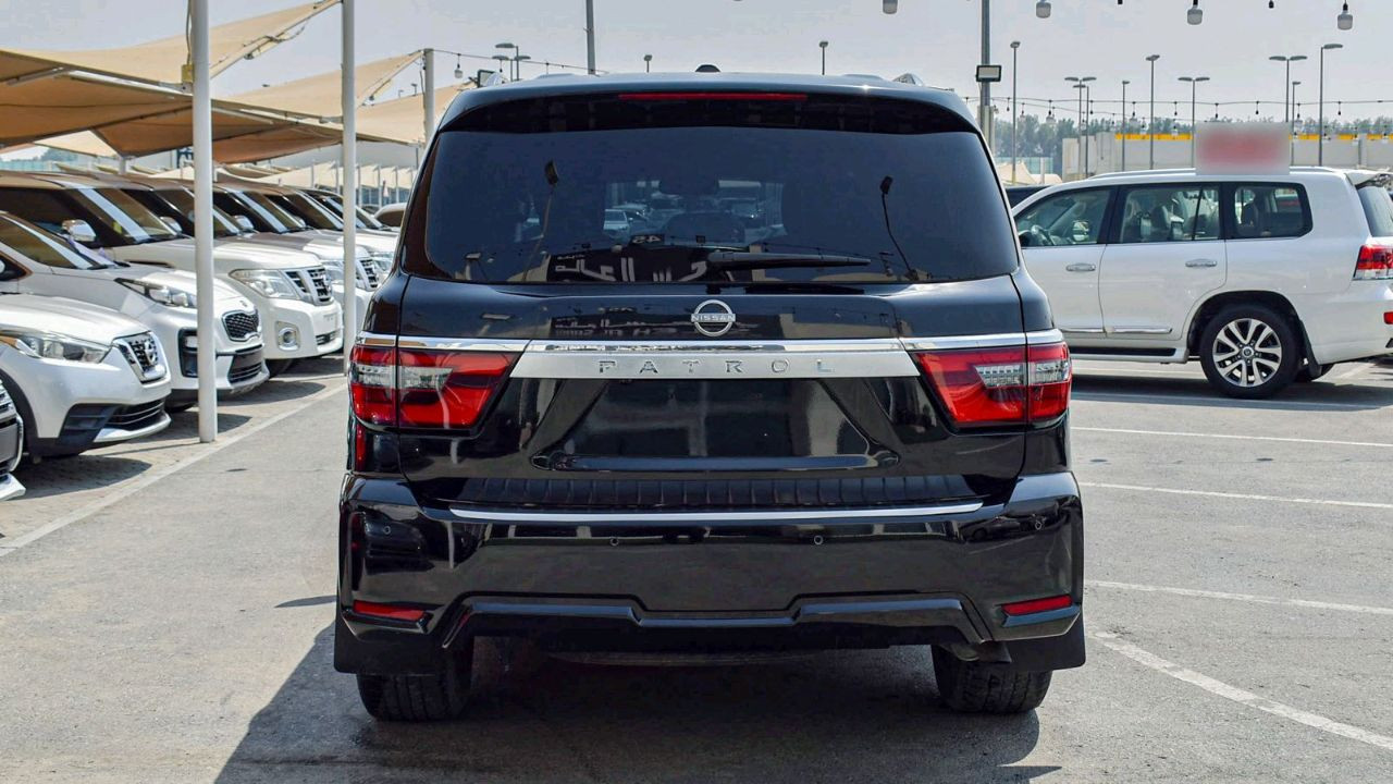 Nissan Armada - Image 12