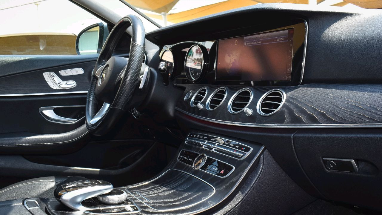 Mercedes Benz E-Class - Image 3