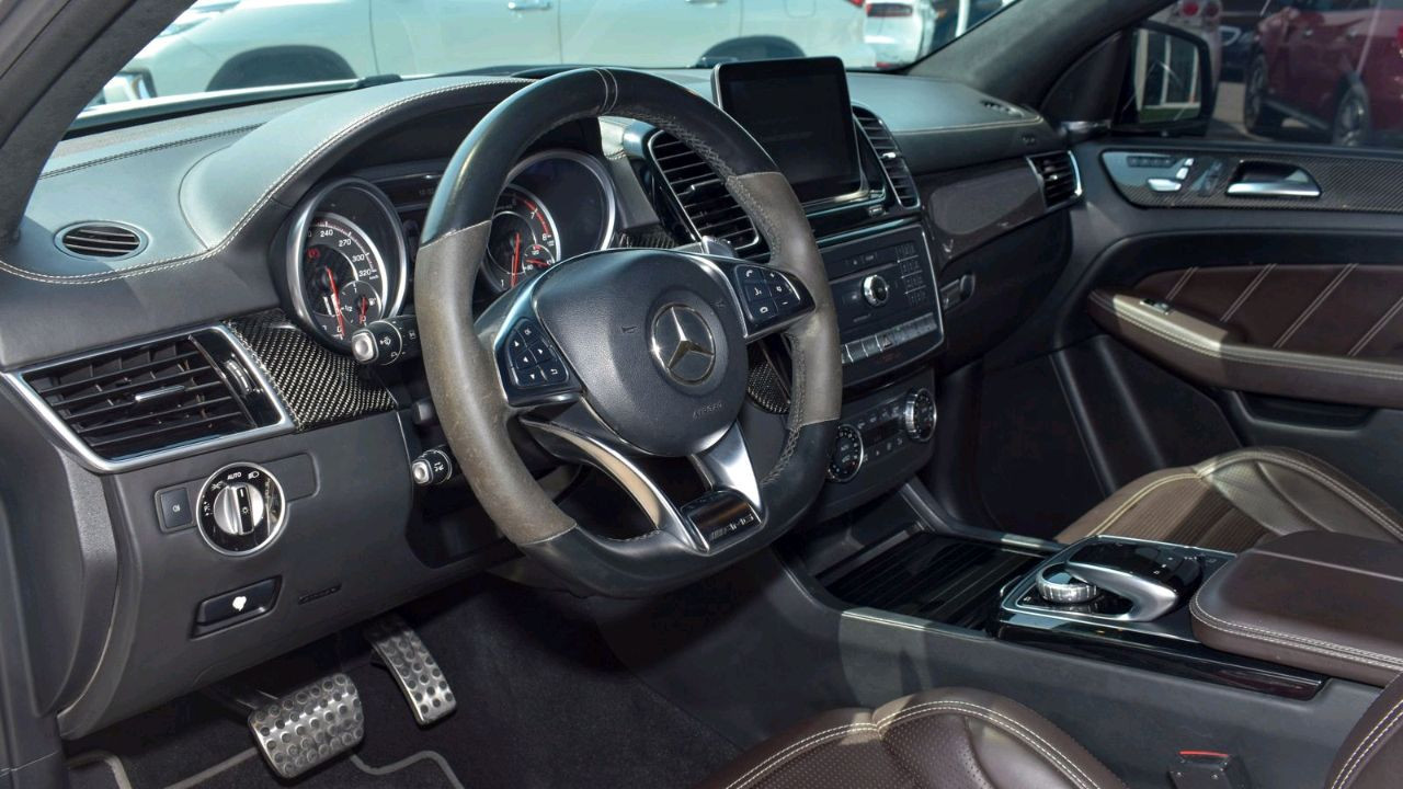 Mercedes Benz AMG - Image 16