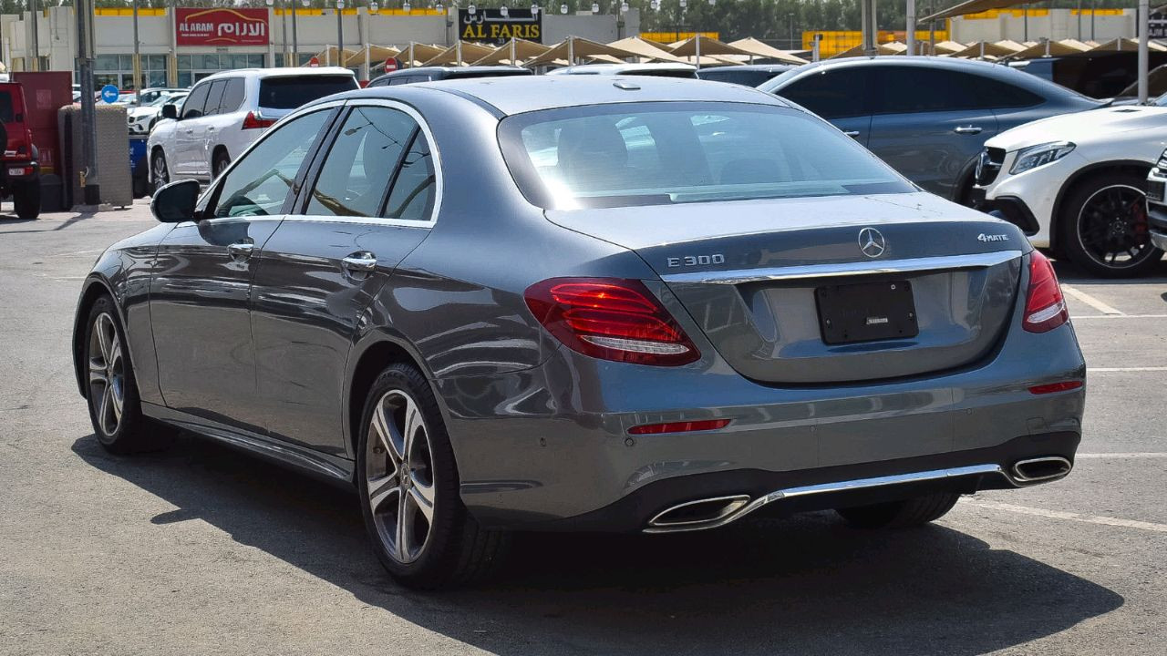 Mercedes Benz E-Class - Image 16