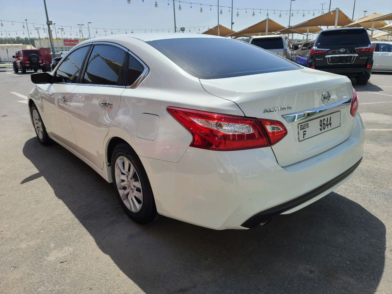 Nissan Altima - Image 4