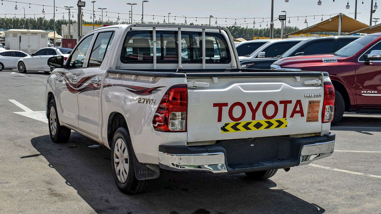 Toyota Hilux - Image 3
