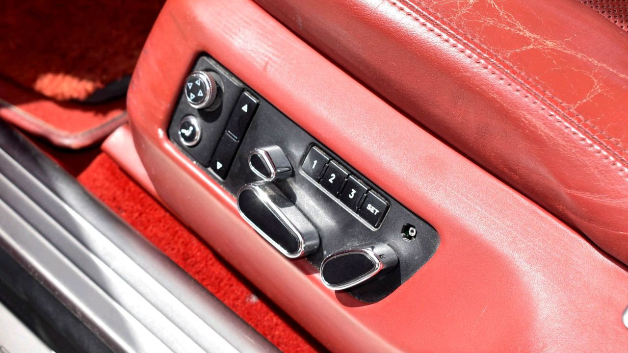 Bentley Continental - Image 12