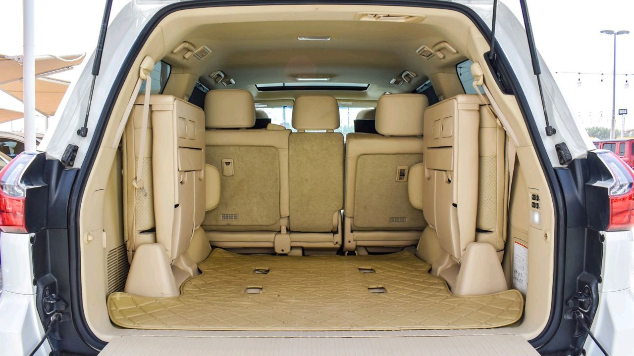 Lexus LX-Series - Image 9