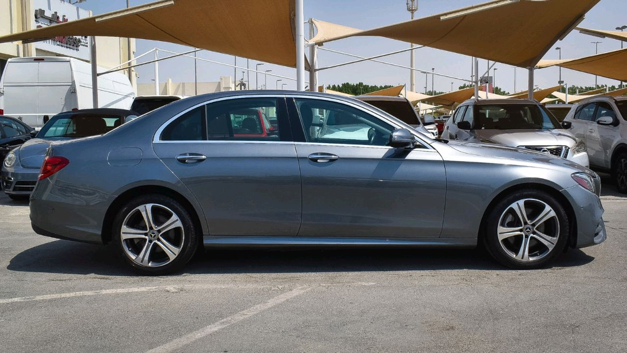 Mercedes Benz E-Class - Image 17