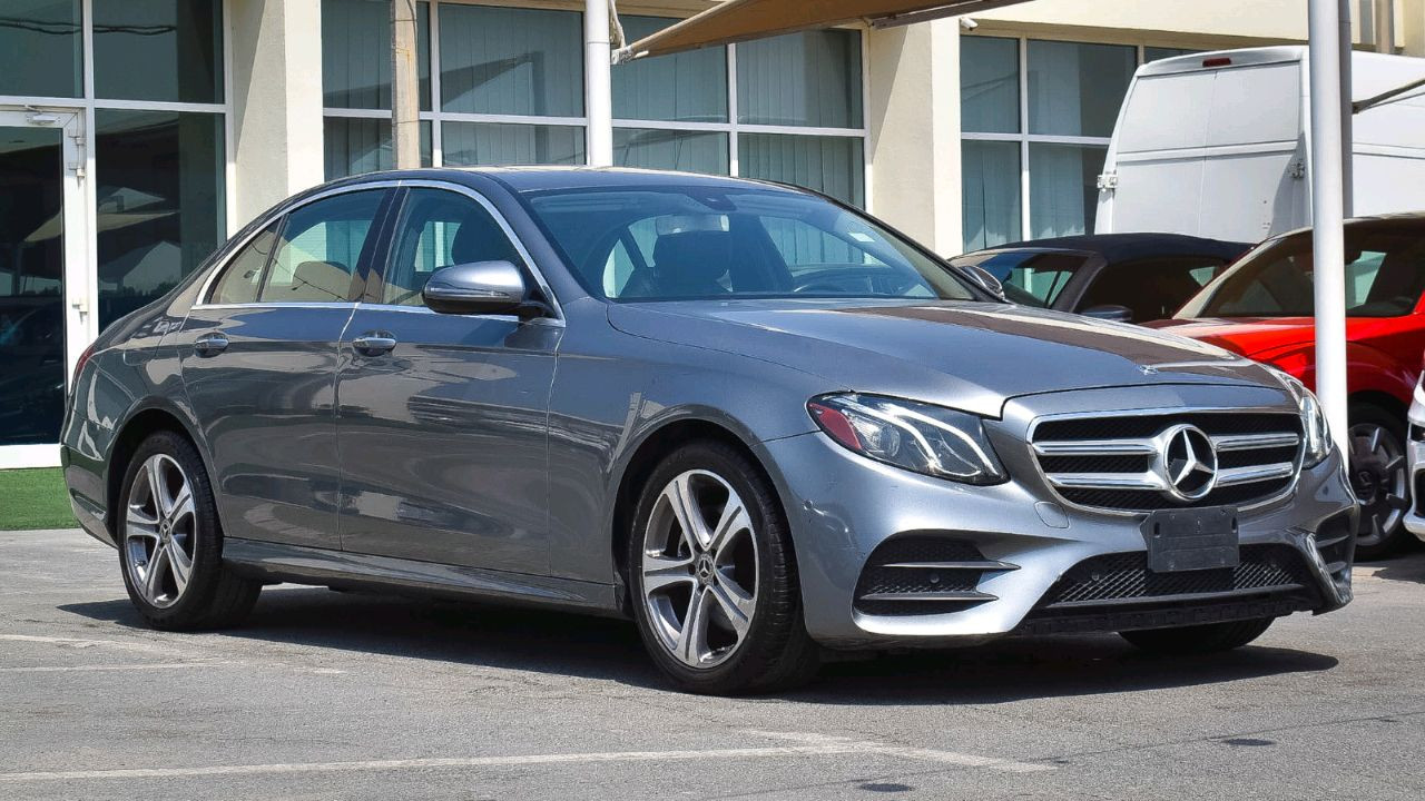 Mercedes Benz E-Class - Image 18
