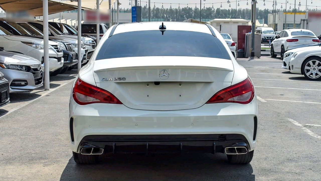 Mercedes Benz CLA - Image 11