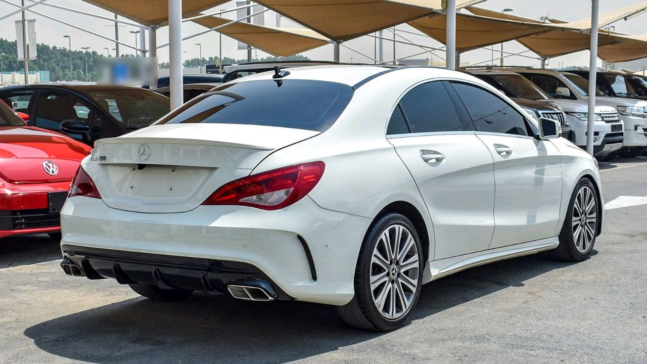Mercedes Benz CLA - Image 2