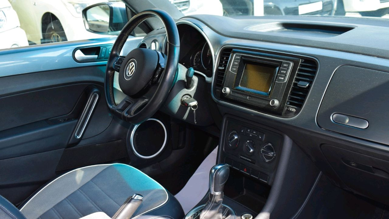 Volkswagen Beetle - Image 7