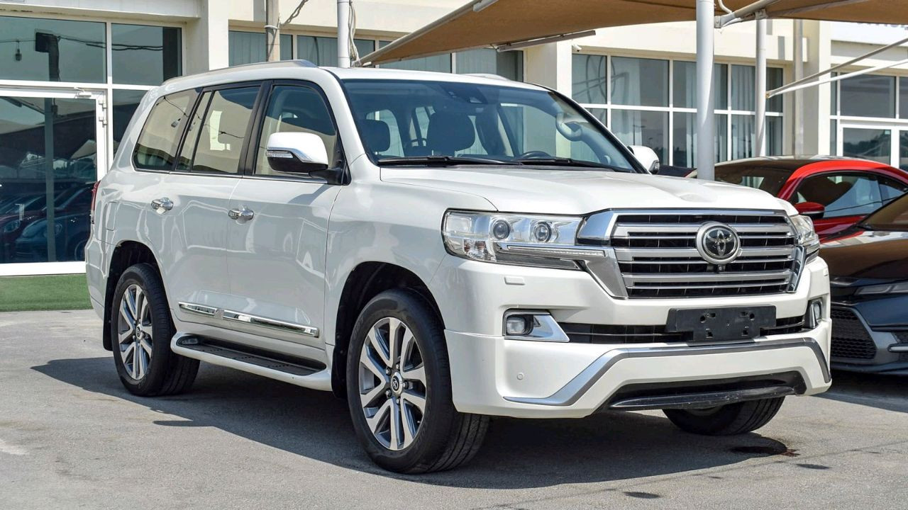 Toyota Land Cruiser - Image 9