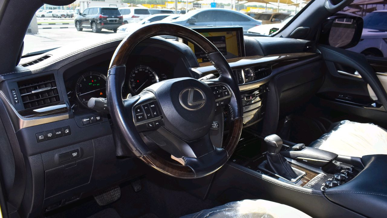 Lexus LX-Series - Image 7
