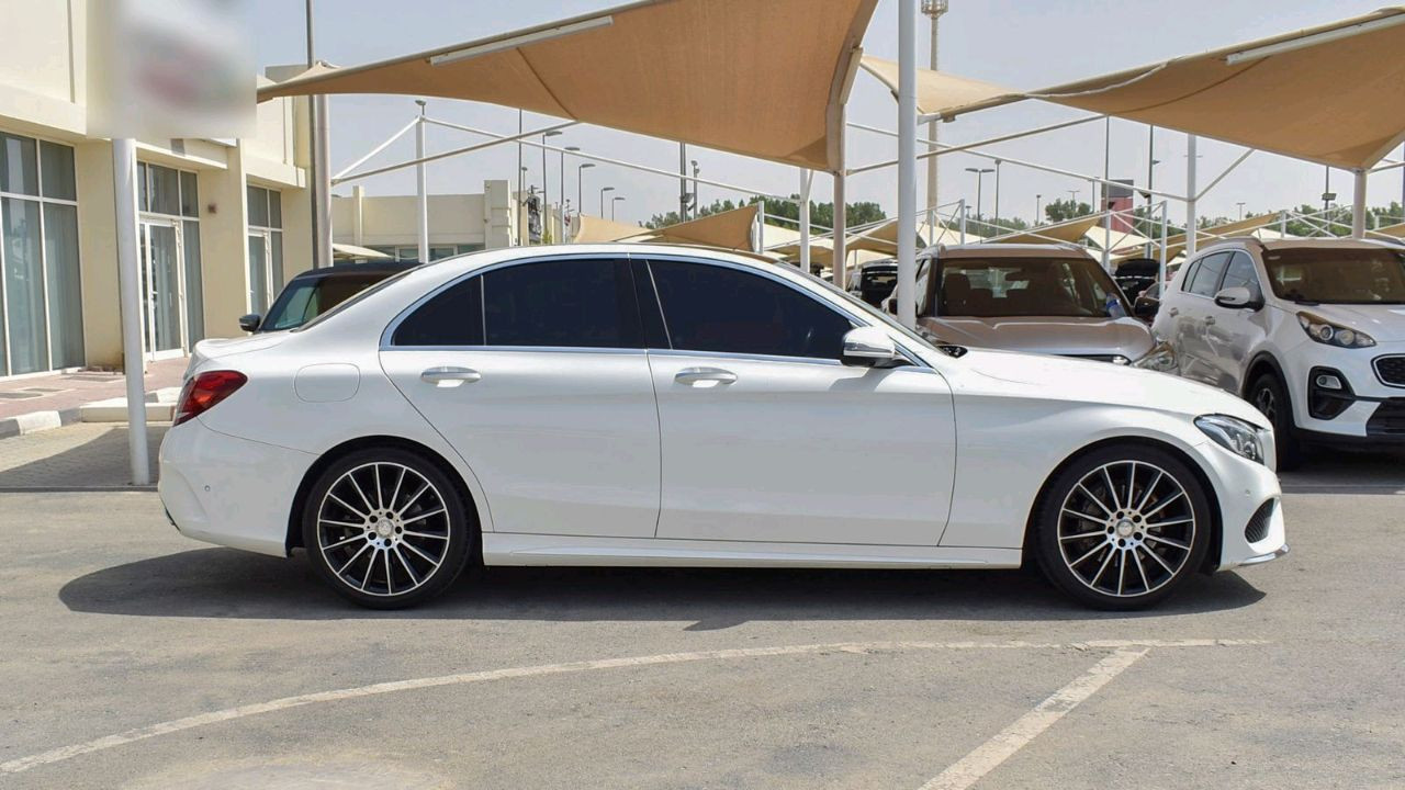 Mercedes Benz C-Class - Image 8