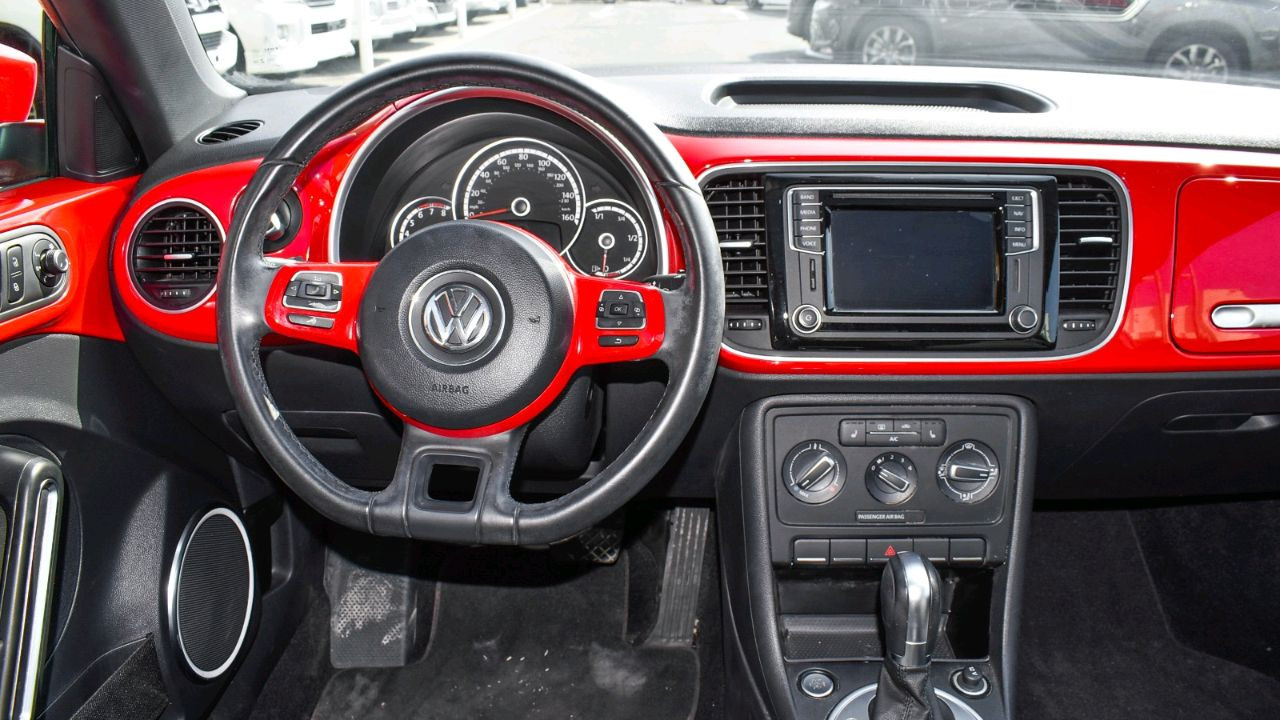 Volkswagen Beetle - Image 12