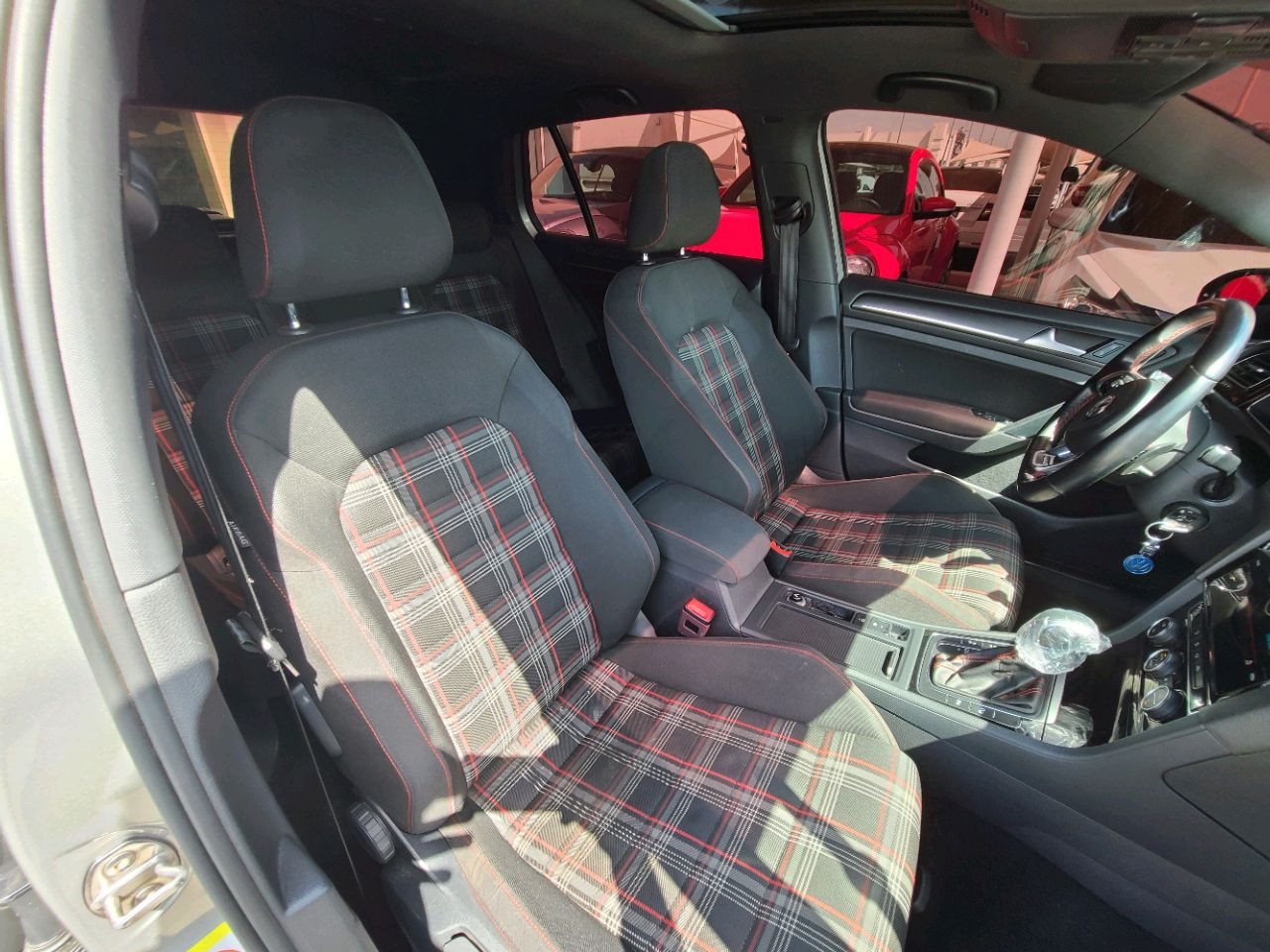 Volkswagen GTI - Image 3