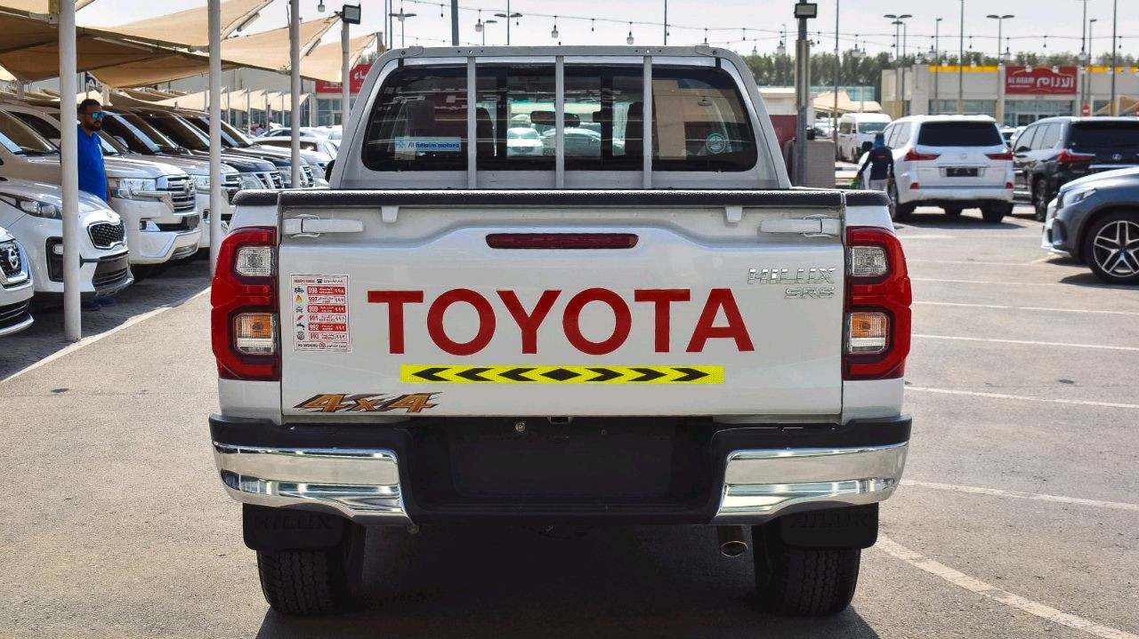 Toyota Hilux - Image 7