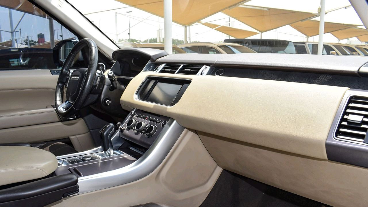 Range Rover Sport - Image 4