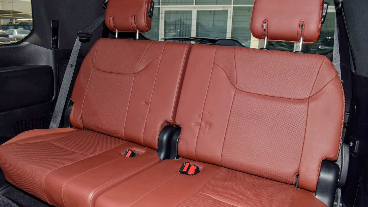 Lexus LX-Series - Image 7