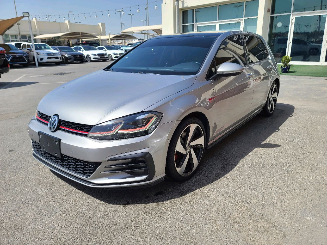 Volkswagen GTI - Image 9
