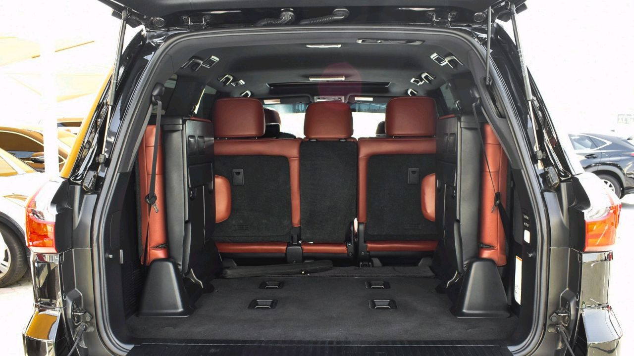 Lexus LX-Series - Image 11