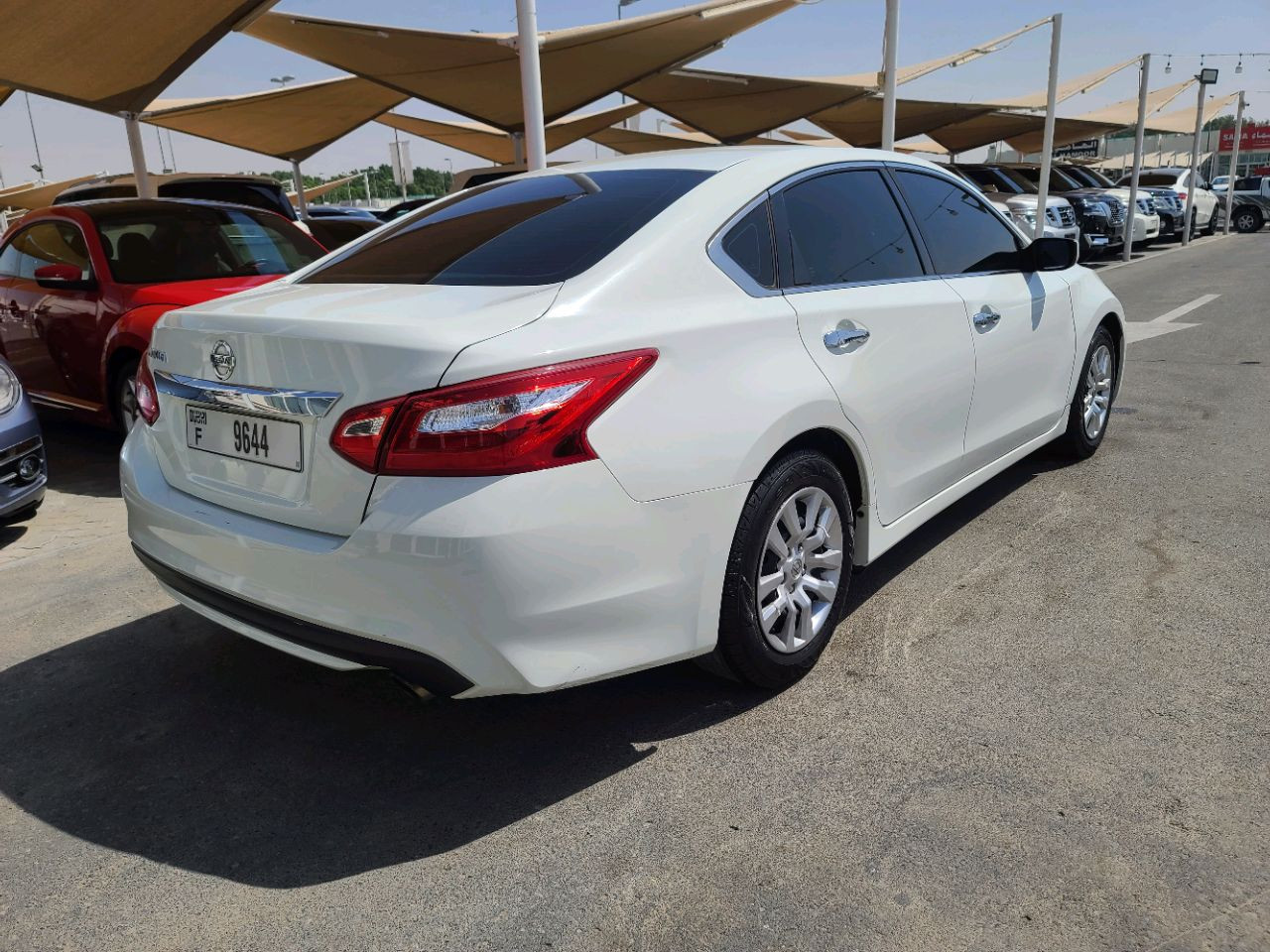 Nissan Altima - Image 6