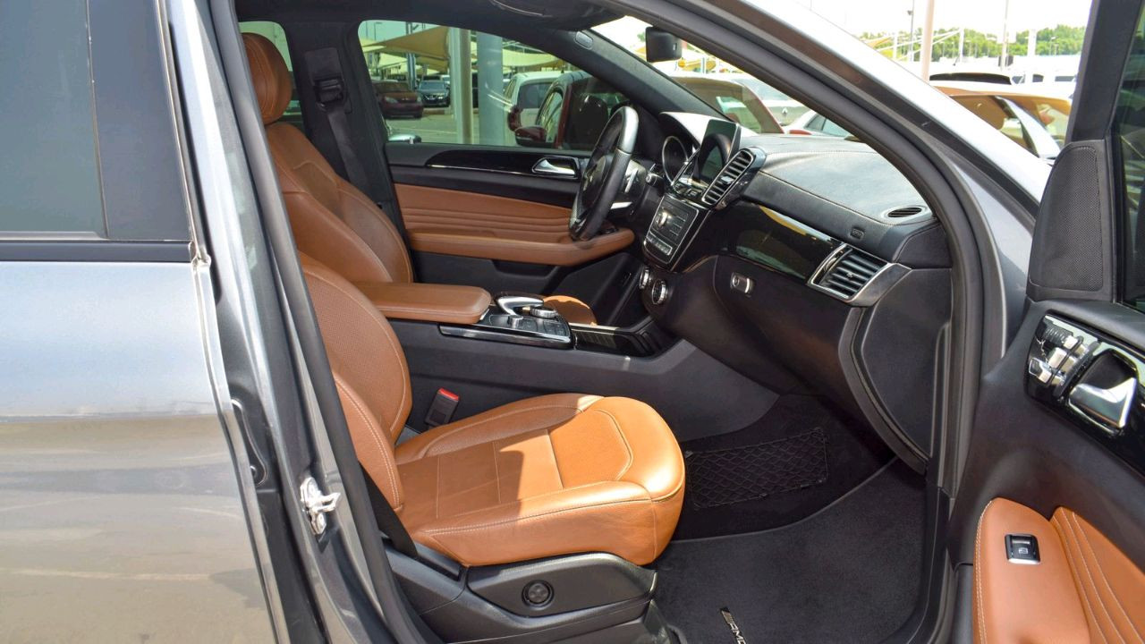 Mercedes Benz AMG - Image 4