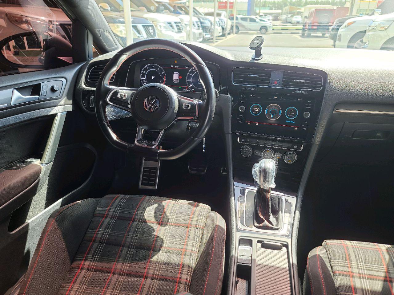 Volkswagen GTI - Image 2