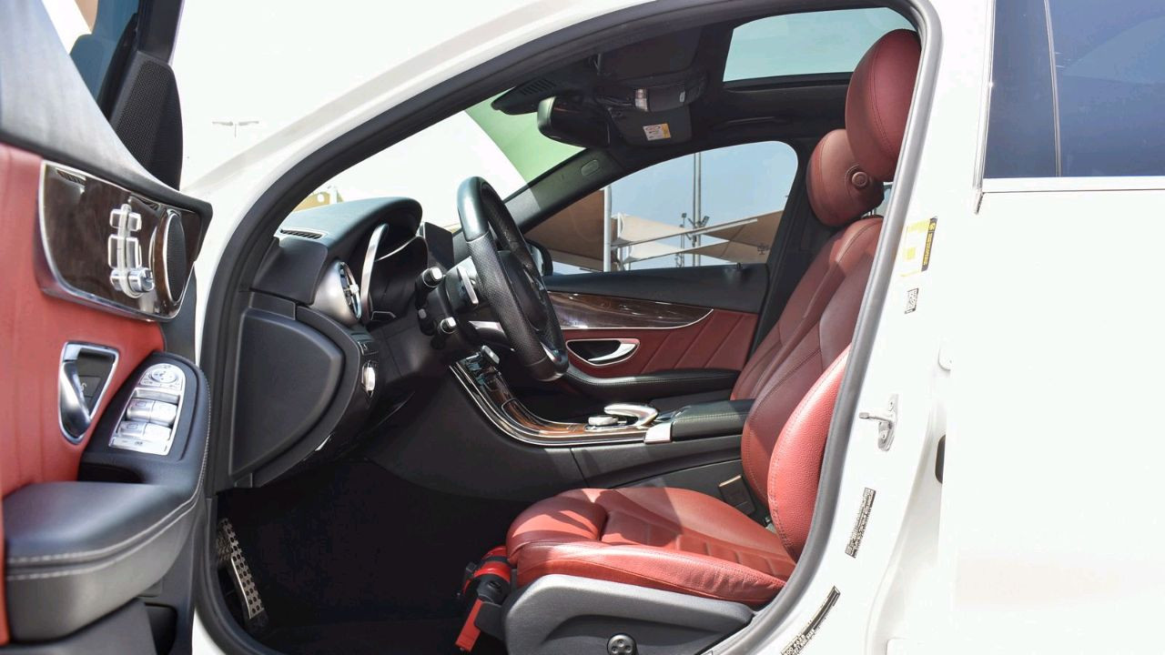 Mercedes Benz C-Class - Image 3