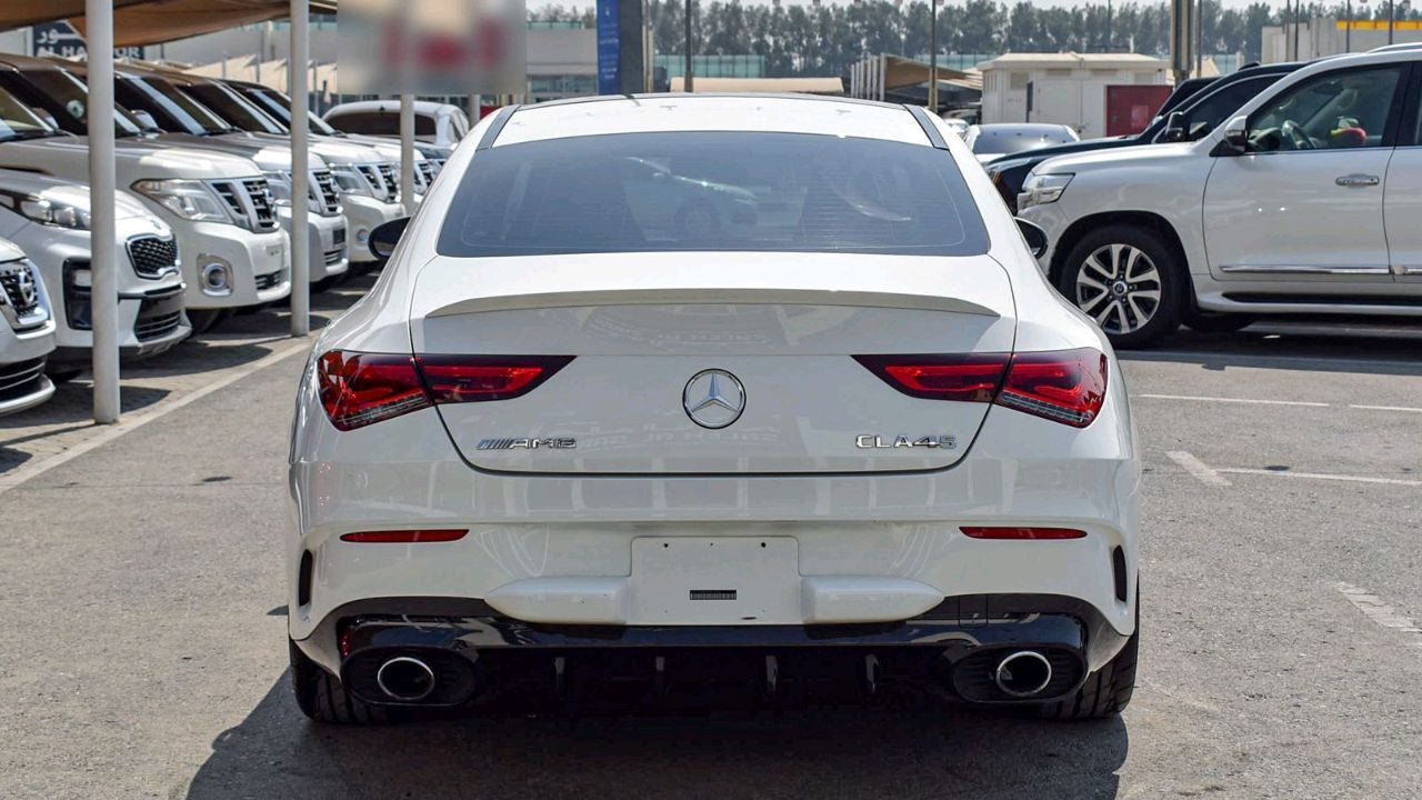 Mercedes Benz CLA - Image 10