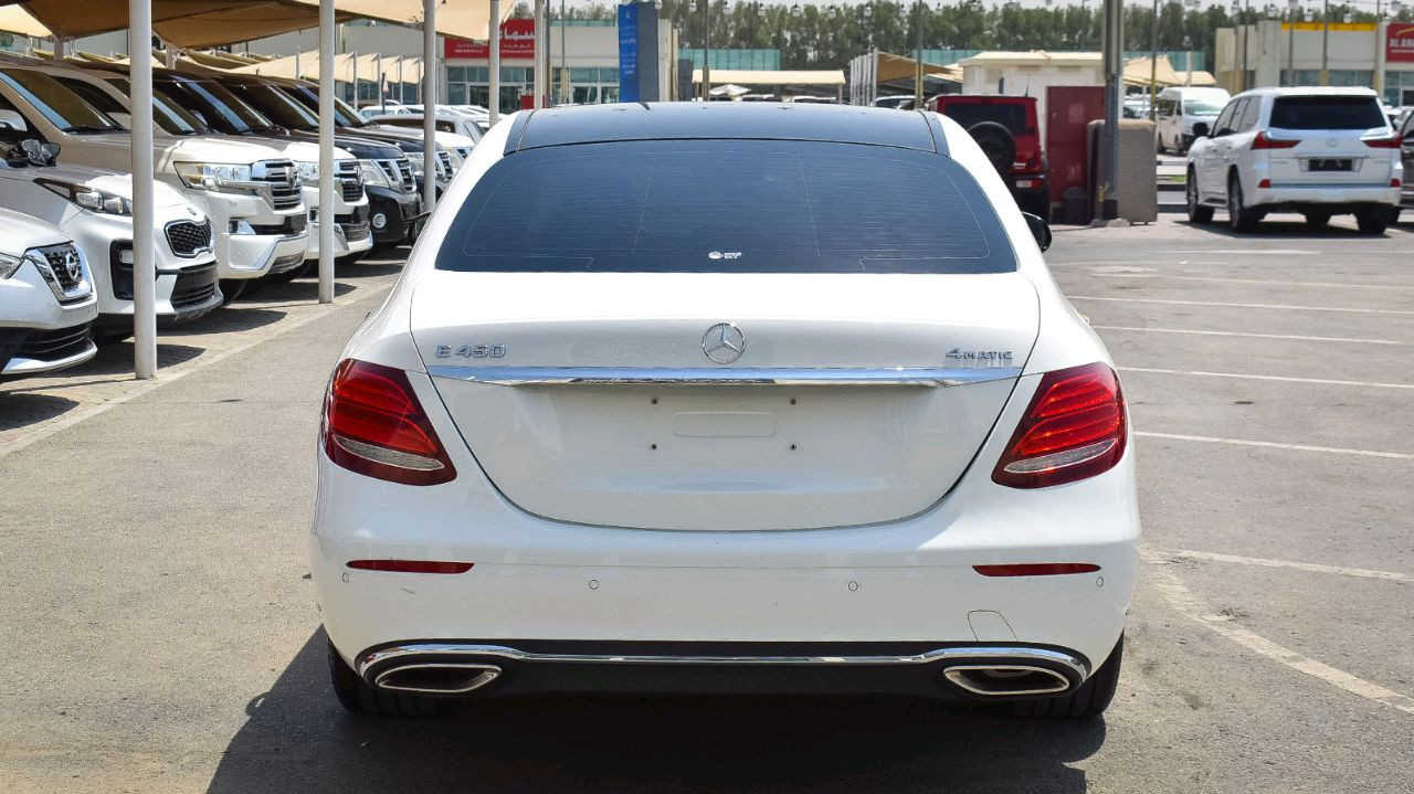 Mercedes Benz E-Class - Image 8