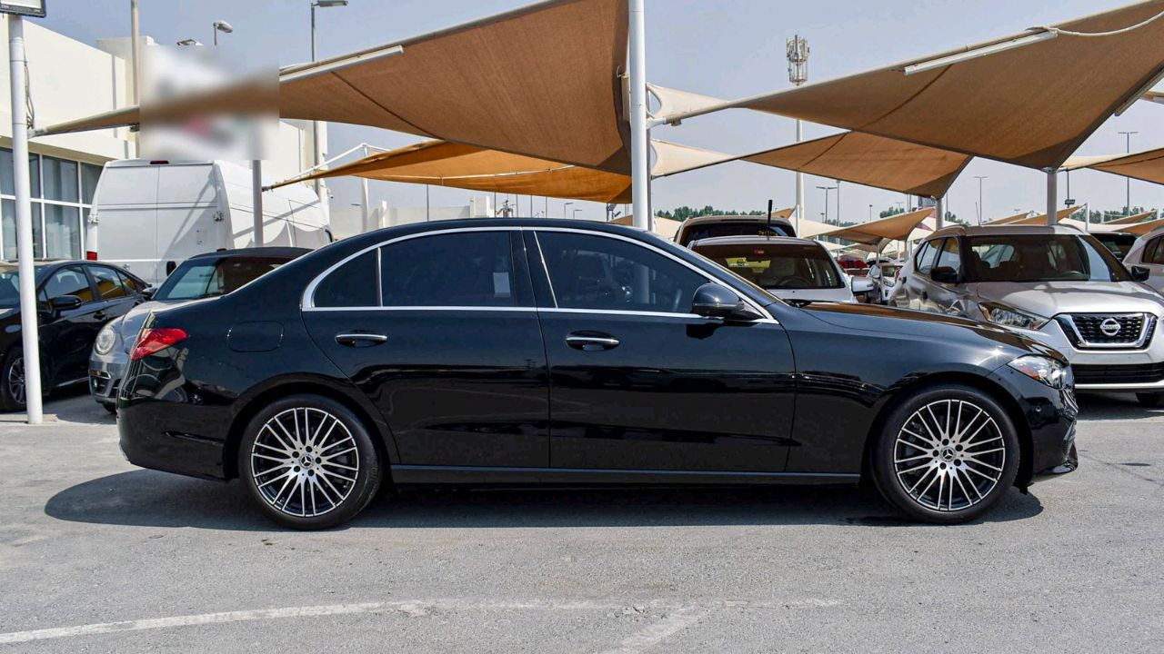 Mercedes Benz C-Class - Image 8