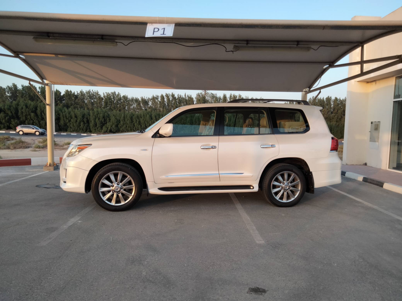 Lexus LX-Series - Image 5