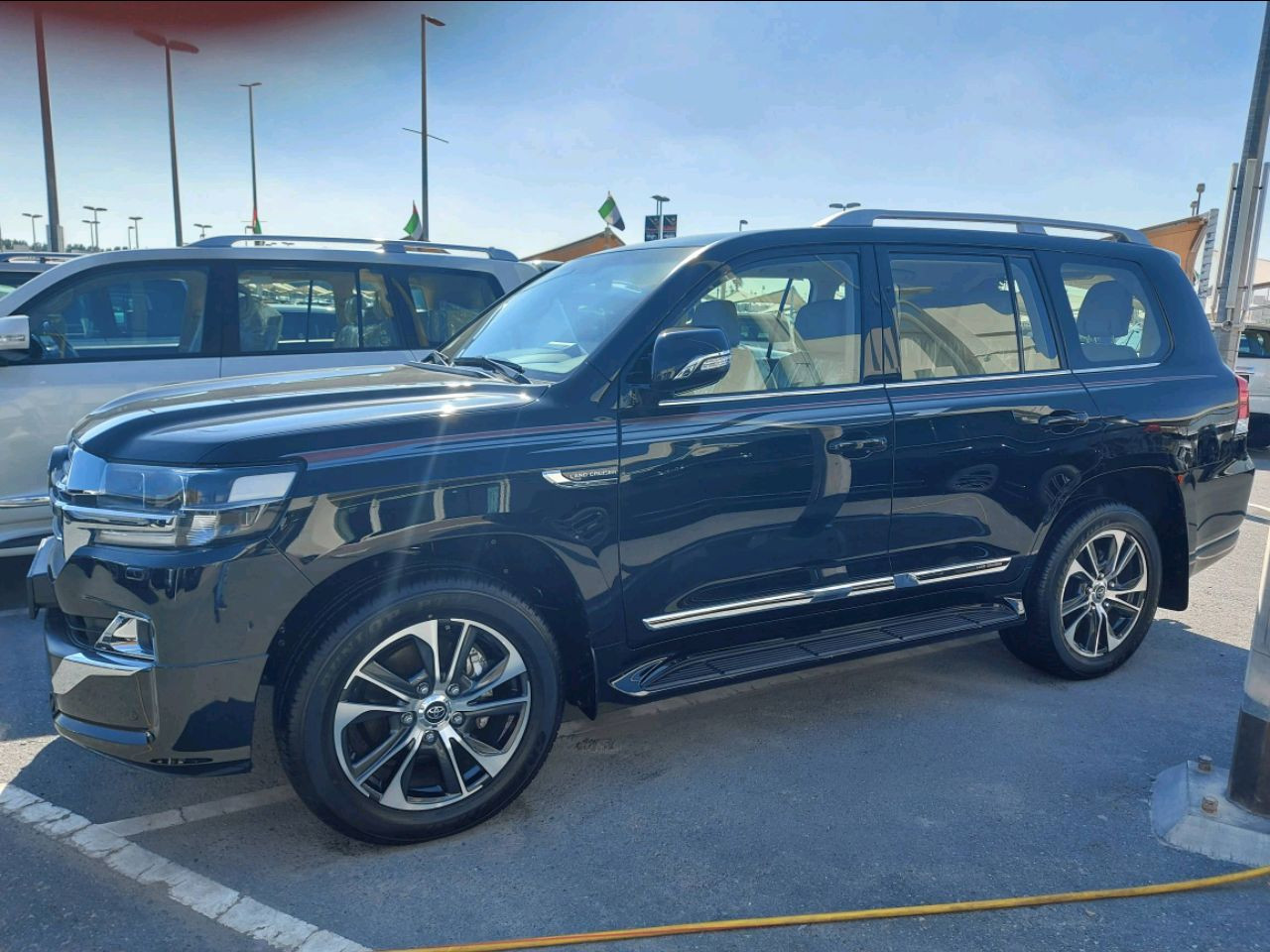 Toyota Land Cruiser - Image 2